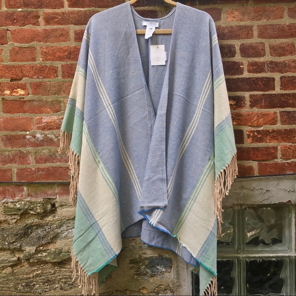 NWT Laurence Tavernier | Luxurious Poncho D'ete